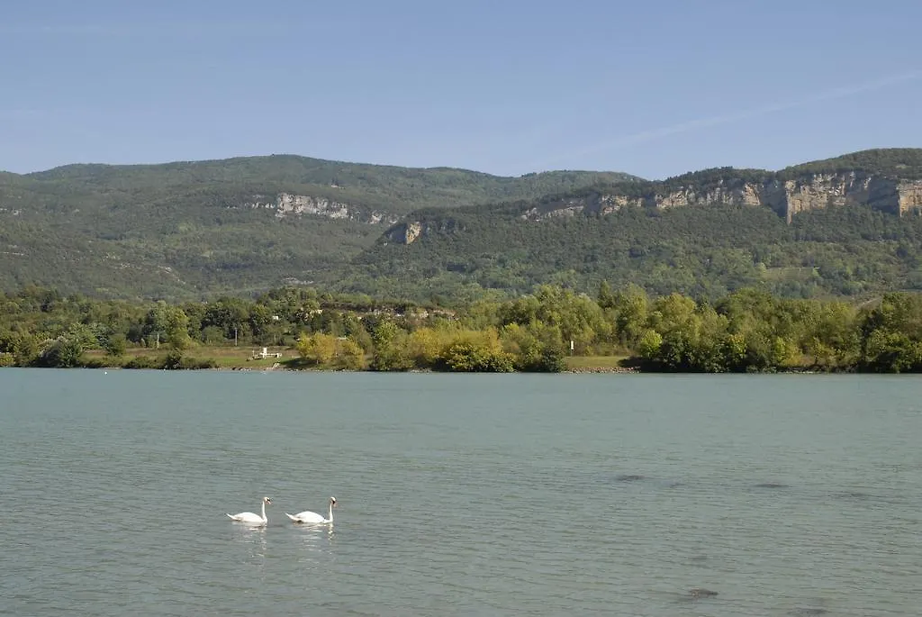 La Source Hotel Porcieu-Amblagnieu 3*,
